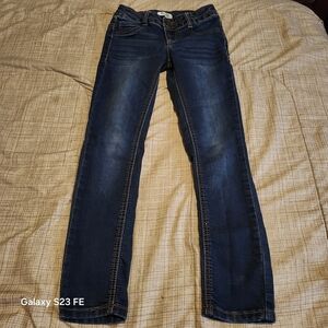 Mudd Blue Straight-Leg Jeans with Indigo Wash